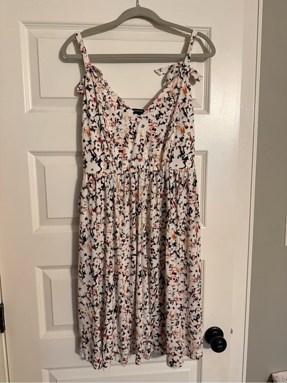 Torrid Cream Floral-Print Tie-Shoulder Dress